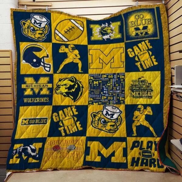 Michigan Wolverines Quilt Blanket 2